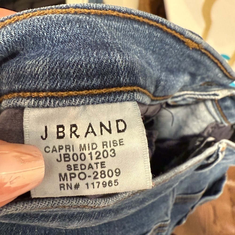 J Brand skinny jeans - Picture 5 of 6